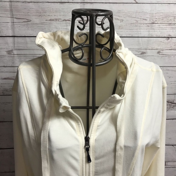 Cee Bee Cheryl Burke Cozy Cream Zip Up Hoodie Size Small Preloved - Picture 2 of 12